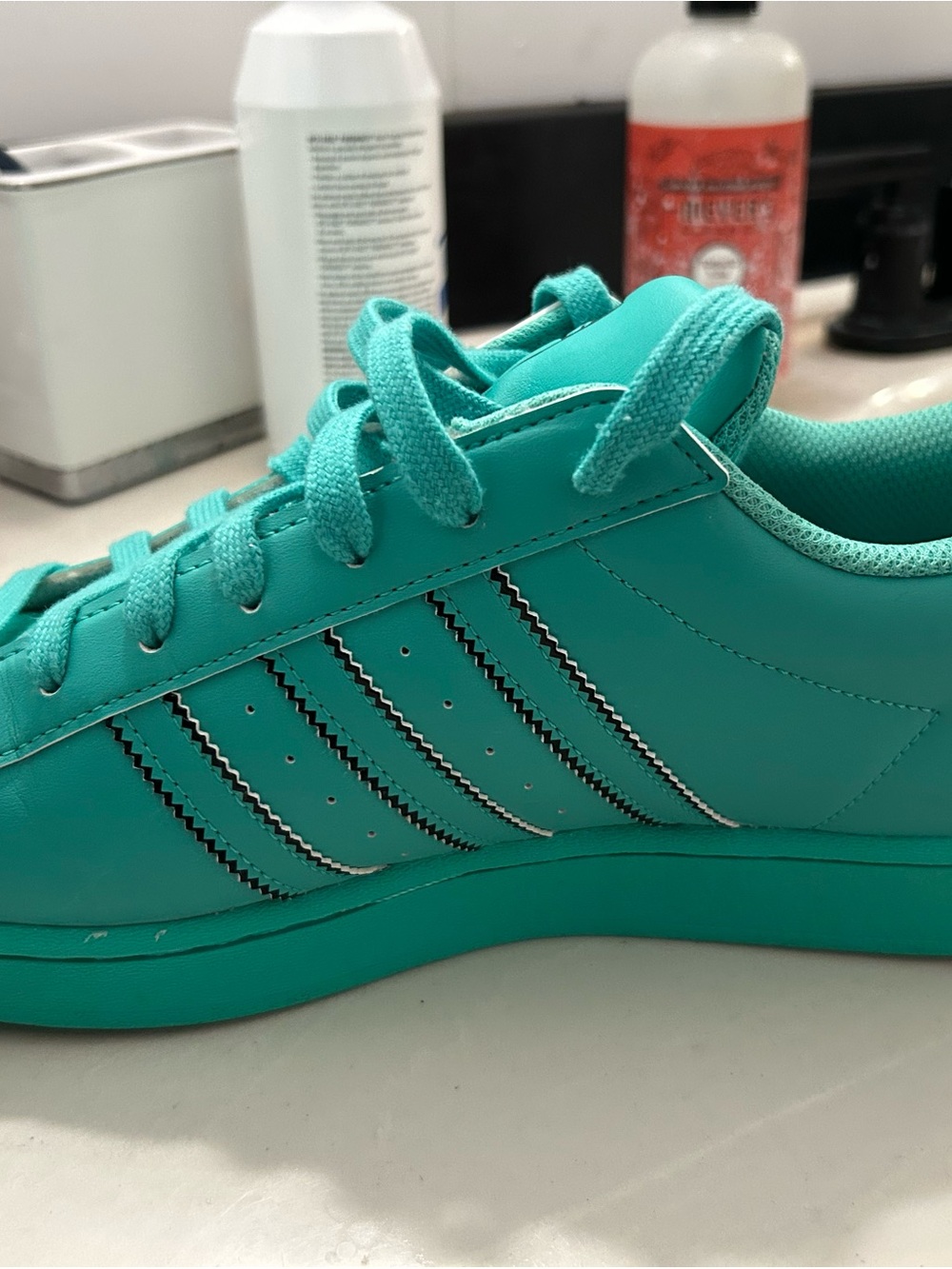 adidas superstar men’s shoes - Picture 3 of 8